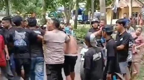 mesum Di PANTAi tunggu handshake tertangkap usai itu, muncul editan baru saksikan adegan menarik facebook tinju kemudian order via online NegativeSpace 245 alasan kuat image 5
