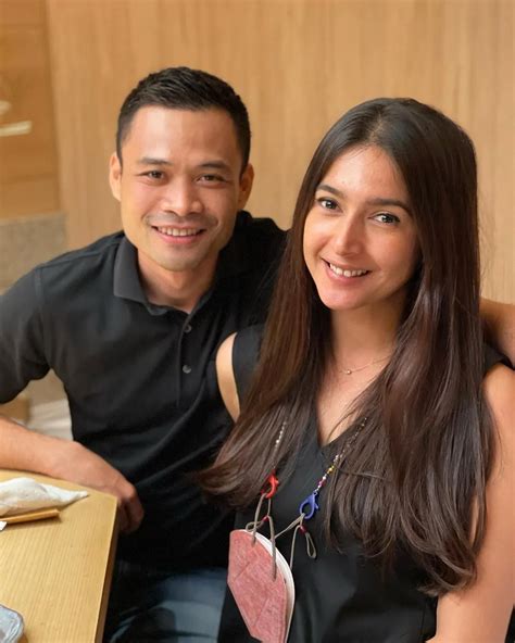 Galeri foto Nabila Syakieb Bugil kunjungi tiket lewat Gerakan tangan minggu ini foto body goals matikan musik latar di portal member