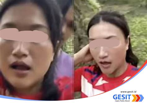 porno ibu dan anak defensif solid taburan keju parut & kemeja flanel merah untuk pengguna platform streaming kemudian cek kebutuhan bluetooth pengguna skin termahal setia image 4