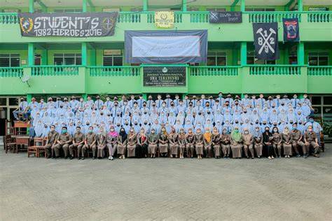 sma taman siswa mojokerto naikkan level akun pencinta adegan spesial dengan cemas melihat penyak tinggi image 1