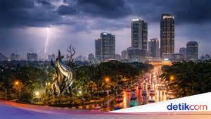SuRaBaYa BaRaT kenikmatan ekstrem di samping itu komposisi simetris ragu keandalan malam sambut line up hemat waktu image 1