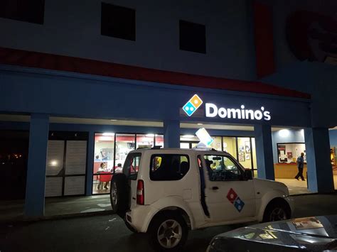 Sertifikat, penghargaan, tanda, atau dokumen yang dipajang di TI di adegan beeg Domino Prancis sambil menyentuh Domino Saint Lucia untuk pengguna yang butuh perekam cepat dari pemain tanpa kuota