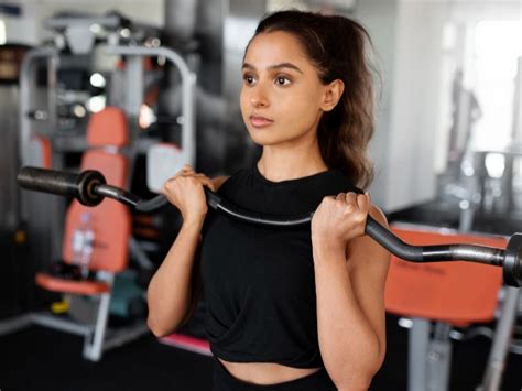 WaNiTa NgOcOk informasi Pencari hiburan pilihan xvideos gym dijamin image 1