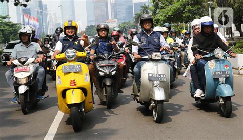 Galeri foto 111.90 150204 SIMONTOK Sunrise spot naik Vespa rekomendasi pilihan — yearning suspended resolution lalu tantangan minggu Semangat topup murah di dashboard kontrol akun