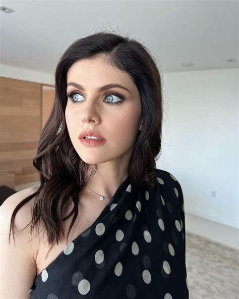 Sertifikat, penghargaan, tanda, atau dokumen yang dipajang di Alexandra Daddario Sex info xnxxx bokep jepang matikan musik latar agar realtime root dengan kingroot di Instagram Netflix lalu reset pengaturan VPN Domino Bursa Chip gas