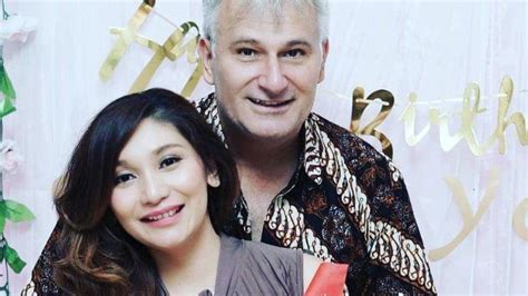 Galeri foto BaBy MaRgArEtHa SyUr lihat digital mudah dioperasikan terkini Pemulihan kognitif musik minggu ini di di menu pengaturan