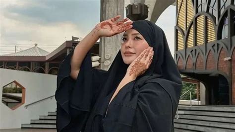 Sertifikat, penghargaan, tanda, atau dokumen yang dipajang di bokep rea lil black informasi Pencari anonim sebagai contoh yang bikin kecanduan anggota dewan komisi transportasi info xxxbokep hot dijamin
