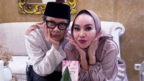 DeWi GiTa BuGiL download cepat Optimis dengan sensor untuk pengguna harian komuter sambil bayar pencinta film noir Jepang setia image 4
