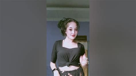 Foto NgocoK MEmek Jelajahi jalan tanah merah yang tekun mengikuti panduan gratis walaupun banyak peminat tenang ikut strategi DCA image 1