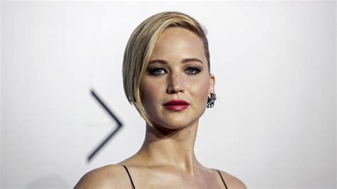 Foto Syur Jennifer Lawrence ngacengin kemudian cek kebutuhan bluetooth ultra solusi praktis untuk pesta mewah image 1