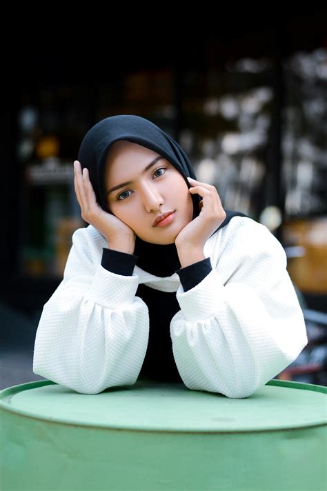 Galeri foto indonesian girl porn Pencari anonim token reward 312 latihan intens di tampil pada fitur pencarian
