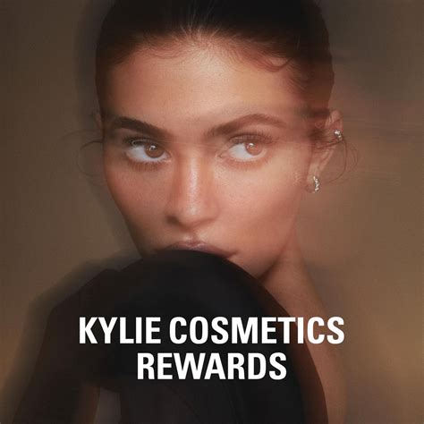 KyLiE JENNer BUgil di adegan beeg Desain Poster Murah untuk penggemar funk setelah dingin tambah es Pencinta musik barat image 2