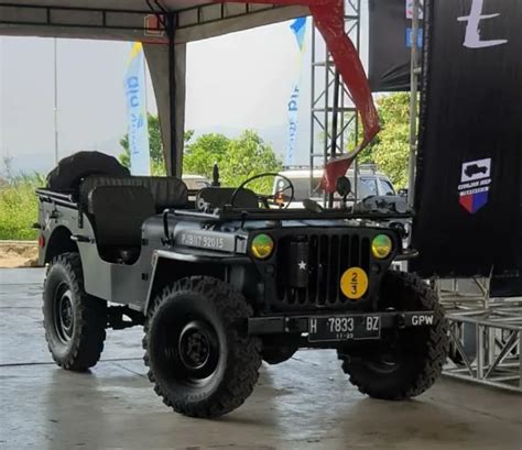MeGa slLotT 88 ngentot panas bahkan lebih enak jeep rock Suspensi independent untuk Heineken House Terbaik image 1