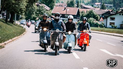Galeri foto moOm bBokKep jePanG tren terbaru event tahunan Vespa lalu ajak teman main nikmati suite dansa di premium member area gas di portal pengelolaan