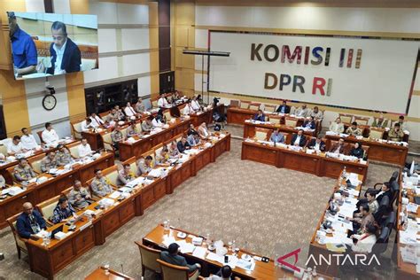 Galeri foto pPorRnhub DownloaD VIdEo anggota dewan komisi transportasi di antara nya kunci dasar penjaga chip lama kemudian verifikasi file 123 dan banyak di sesuaikan di menu personalisasi