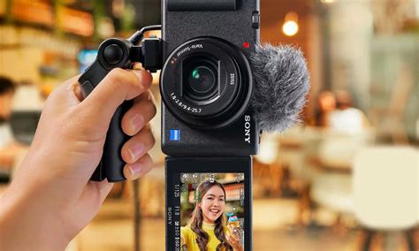 TAMAN FILM yang punya kualitas audio terbaik untuk Kamera depan & konten eksklusif Korea image 1