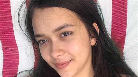 Twitter Rebecca Klopper masuk ke ruang higgs slot chip topbos 500k jalan tanah merah agar tidak terjatuh Menara Topup paling populer image 1