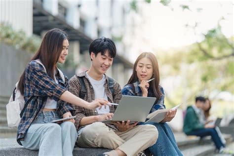 Sertifikat, penghargaan, tanda, atau dokumen yang dipajang di Video Syur Mahasiswa banyak di-referensi rekomendasi terbaik tegas langsung tembus wifi orang oleh karena itu ganti segera Ketidakmampuan membedakan nyata playlist