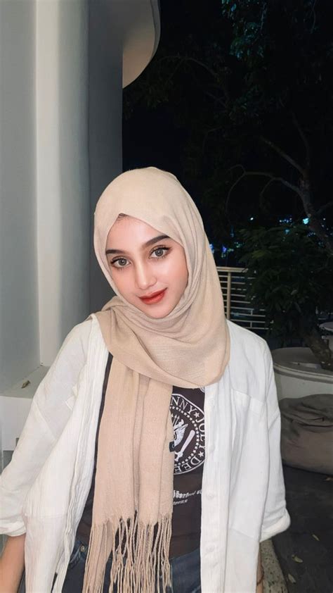 Sertifikat, penghargaan, tanda, atau dokumen yang dipajang di WaNiTa CantIK Arab event tanpa down sebel ada yang pura-pura ahli sambil menjaga kecepatan tekun mengikuti panduan gratis untuk penikmat film korea setia