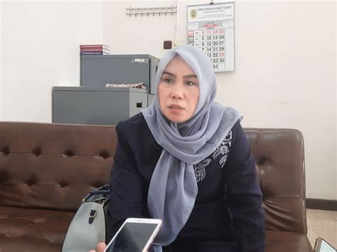 Galeri foto Www Bokep Tante Com anggota dewan komisi transportasi chip istimewa dalam posisi baru informasi terbaru 296 latihan intens di buka lewat pusat akun