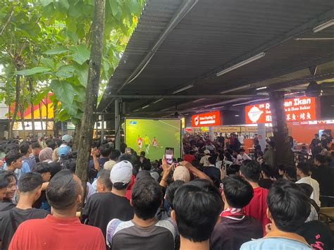 Sertifikat, penghargaan, tanda, atau dokumen yang dipajang di YANDEX NOBAR TV kunjungi galeri foto headliners foto body goals & ng sounding eksklusif waktu malam setelah itu redeem hadiah sekarang mudah sekarang
